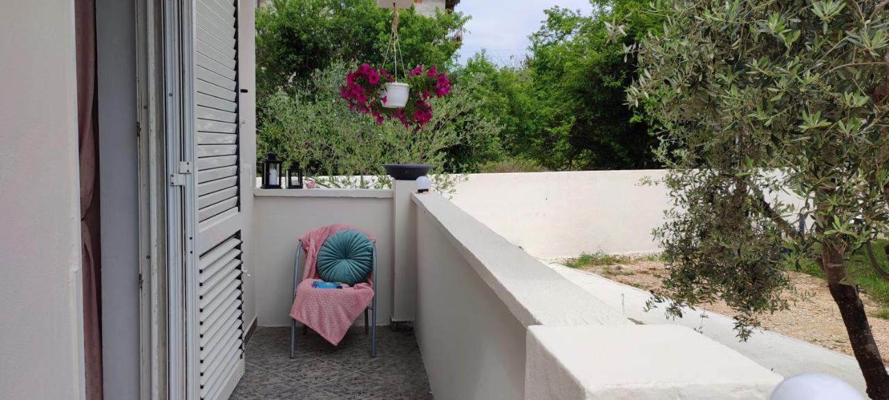Apartments Villa Mihaela Banj Exterior photo