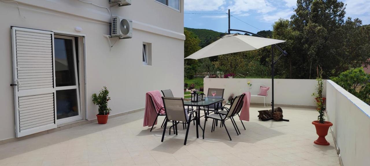 Apartments Villa Mihaela Banj Exterior photo