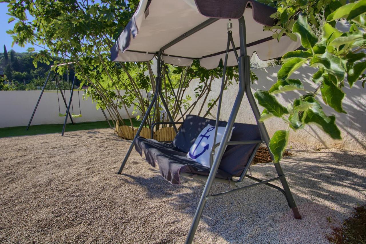 Apartments Villa Mihaela Banj Exterior photo