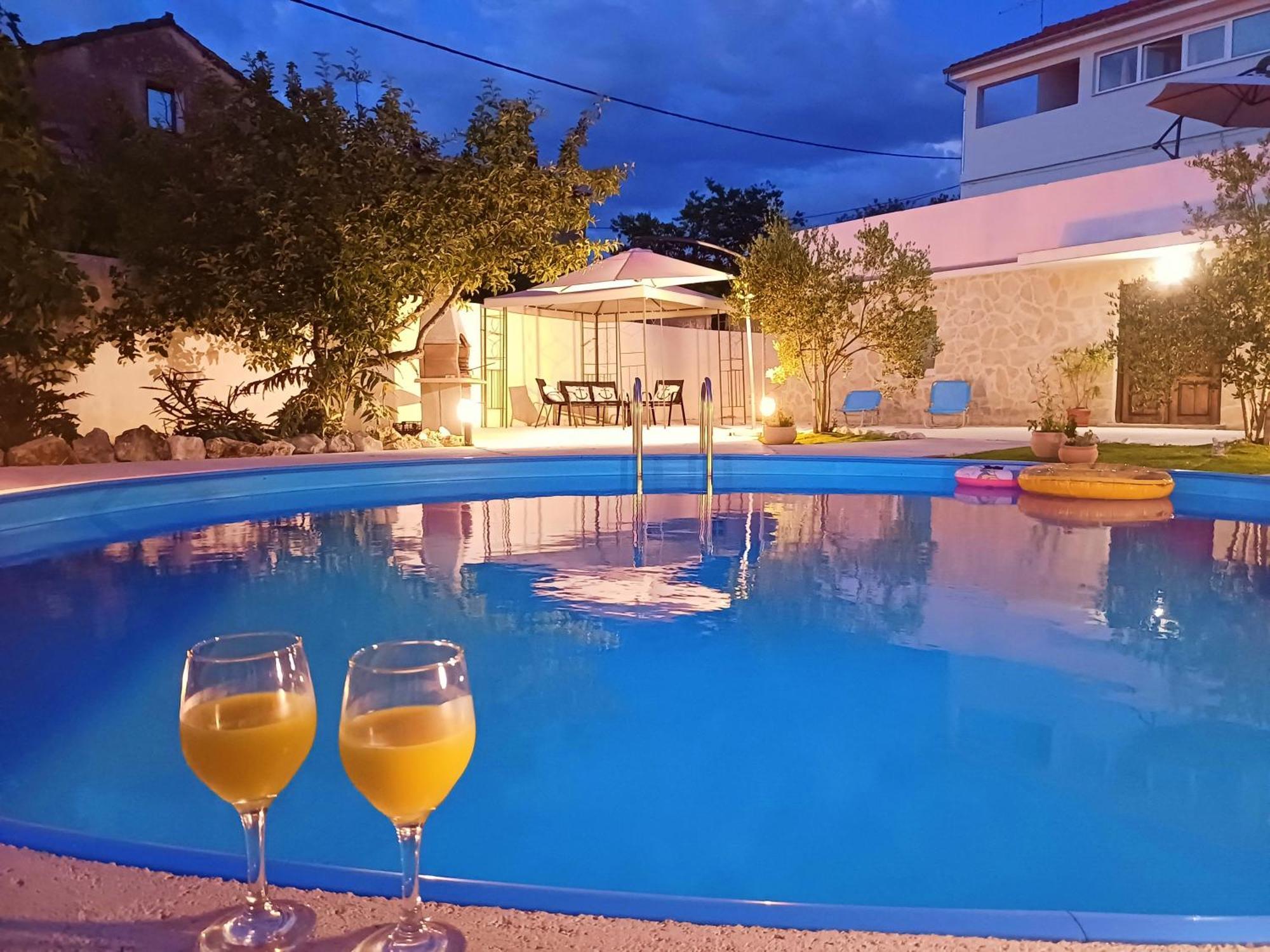 Apartments Villa Mihaela Banj Exterior photo